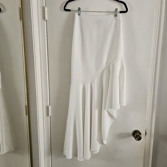 Intermix Dover Flounce Skirt Asymetrical White Size Small - Picture 6 of 13